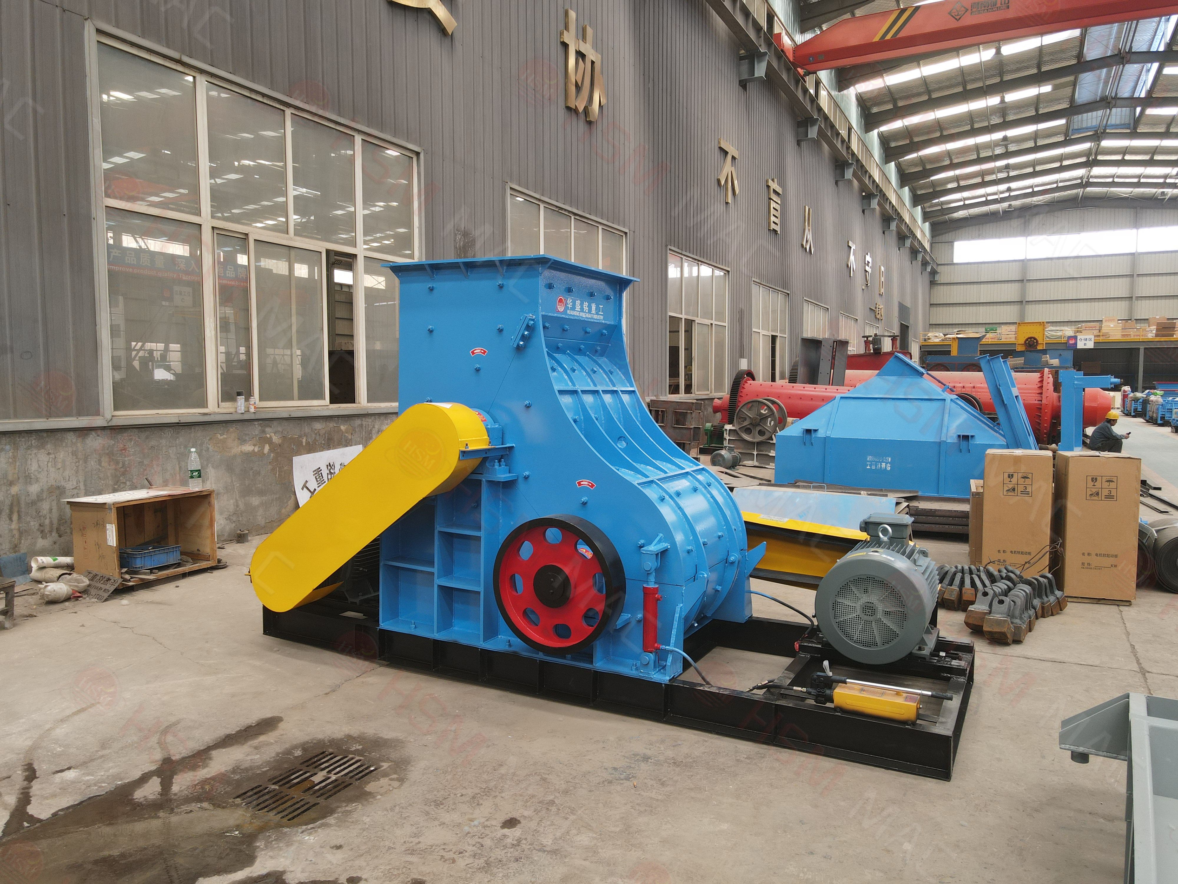 小型煤渣粉碎機(jī)多少錢(qián)一臺(tái)？雙級(jí)無(wú)篩底粉碎機(jī)性?xún)r(jià)比高